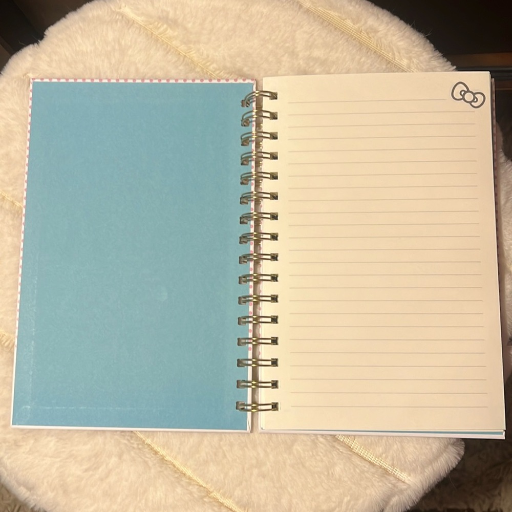 Hello kitty note book new - Picture 3 of 3